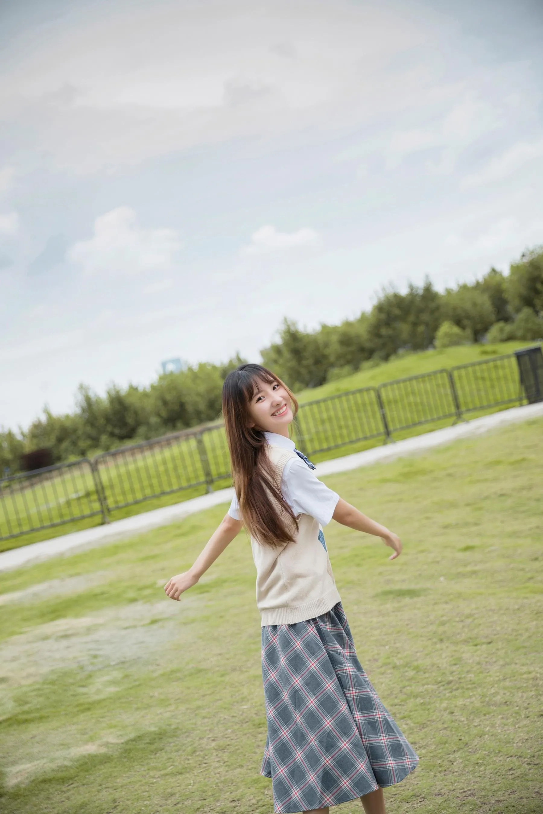 [艺图语] 2022.06.17 属于JK的夏天 Ria李礼礼 [31P]插图7